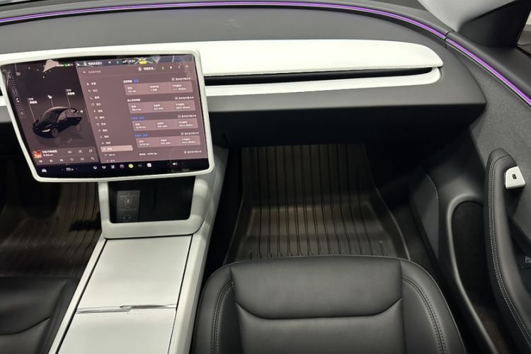 Used Tesla Model 3 2025 Model Revised Rear-Wheel-Drive Version Interior 7