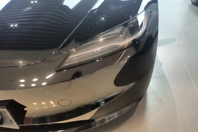 Used Tesla Model 3 2025 Model Revised Rear-Wheel-Drive Version Left Front Headlight