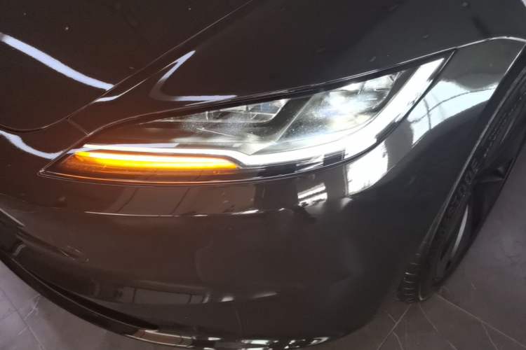 Used Tesla Model 3 2025 Model Revised Rear-Wheel-Drive Version Left Front Headlight