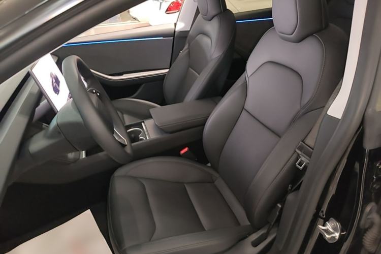 Used Tesla Model 3 2025 Rear-Wheel-Drive Version Left Front Seat