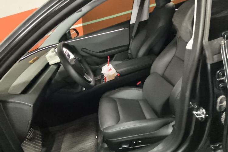 Used Tesla Model 3 2025 Rear-Wheel-Drive Version Left Front Seat