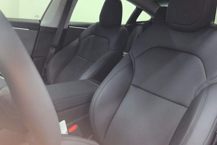 Used Tesla Model 3 2025 Model Revised Rear-Wheel-Drive Version Left Front Seat