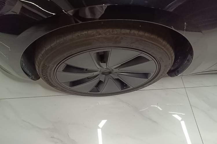 Used Tesla Model 3 2025 Model Revised Rear-Wheel-Drive Version Left Front Wheel Hub