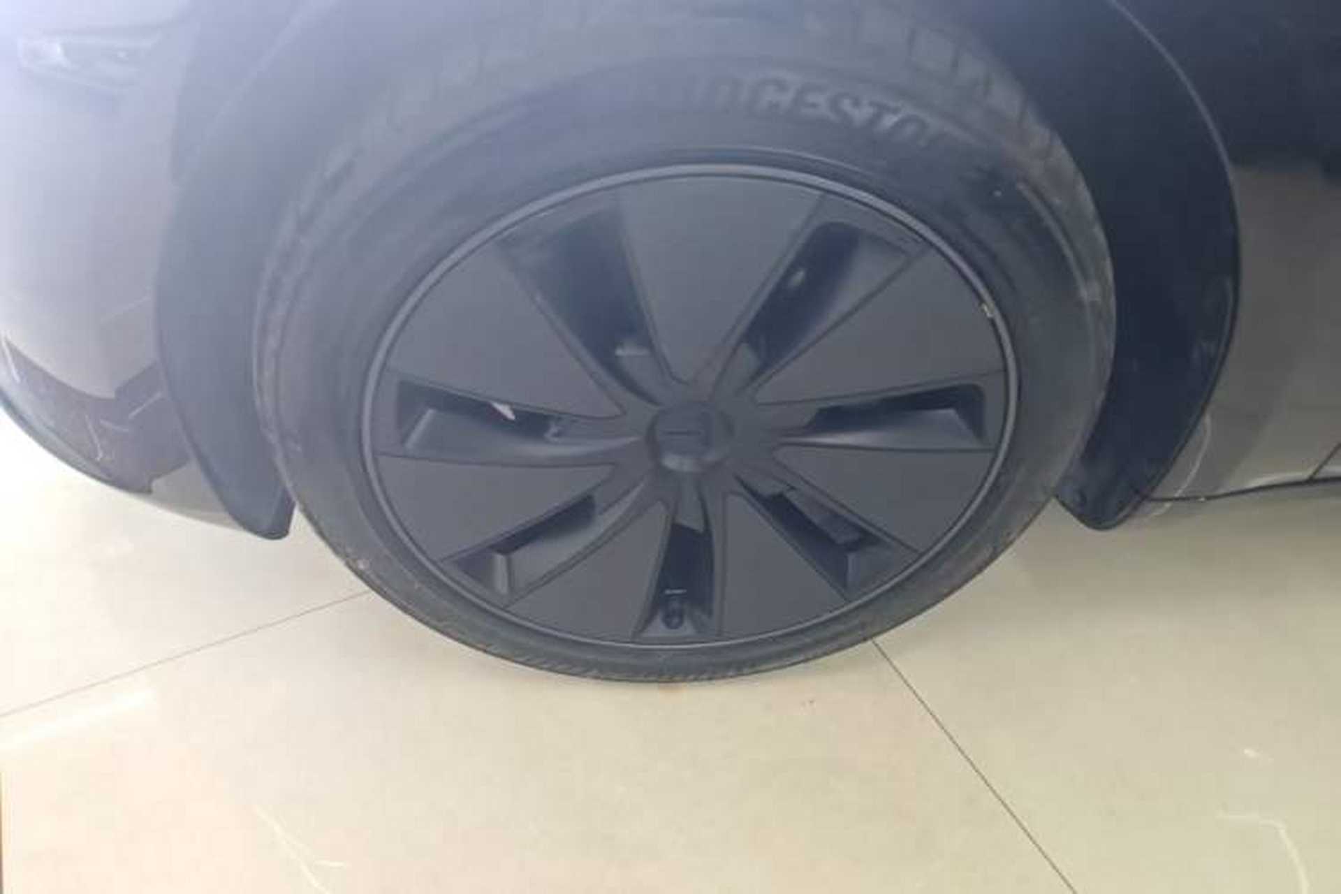 Used Tesla Model 3 2025 Model Revised Rear-Wheel-Drive Version Left Front Wheel Hub