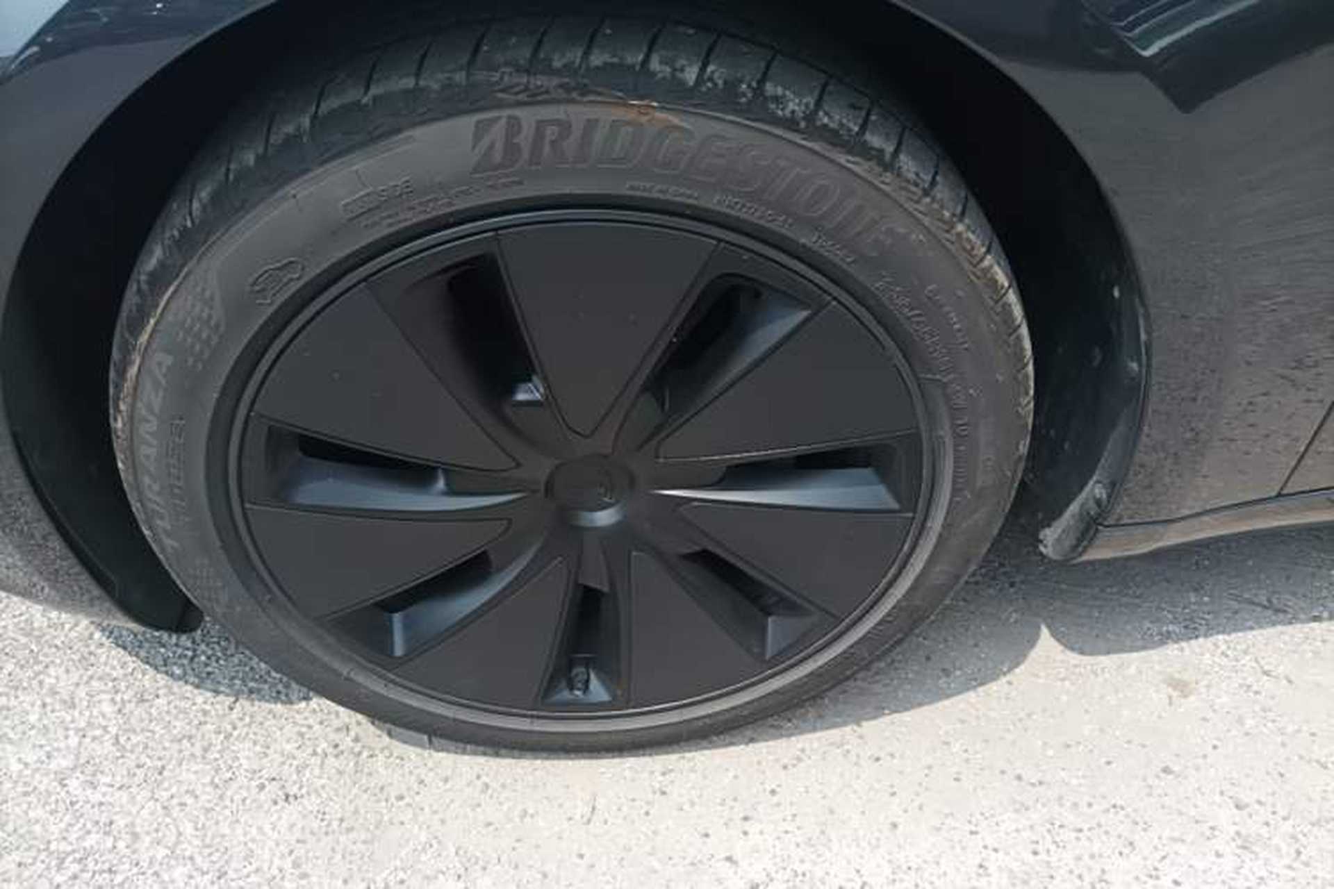 Used Tesla Model 3 2025 Rear-Wheel-Drive Version Left Front Wheel Hub