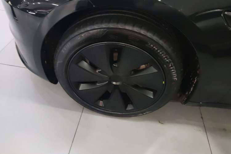 Used Tesla Model 3 2025 Model Revised Rear-Wheel-Drive Version Left Front Wheel Hub