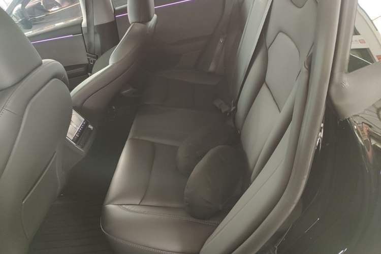 Used Tesla Model 3 2025 Rear-Wheel-Drive Version Left Rear Seat