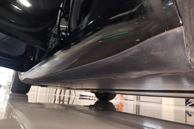 Used Tesla Model 3 2025 Rear-Wheel-Drive Version Left Side Sill