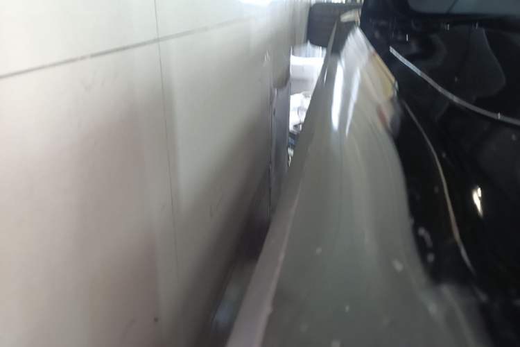 Used Tesla Model 3 2025 Rear-Wheel-Drive Version Left Side Sill