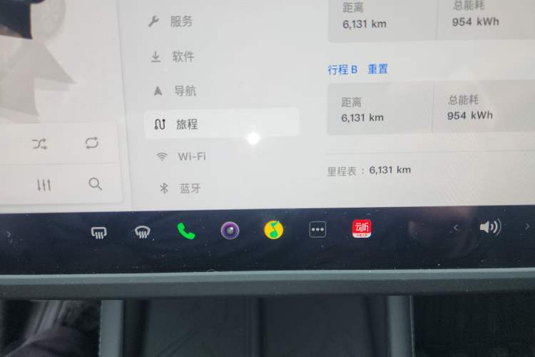 Used Tesla Model 3 2025 Rear-Wheel-Drive Version Odometer Close Up