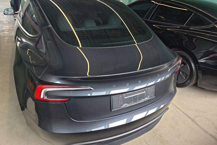 Used Tesla Model 3 2025 Rear-Wheel-Drive Version Rear