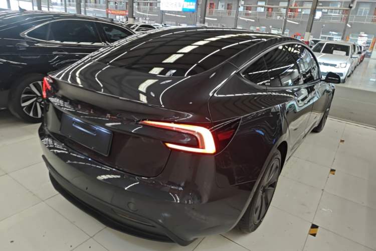 Used Tesla Model 3 2025 Rear-Wheel-Drive Version Rear Right 45 Deg