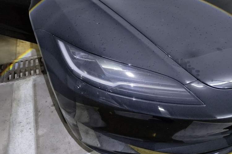 Used Tesla Model 3 2025 Model Revised Rear-Wheel-Drive Version Right Front Headlight