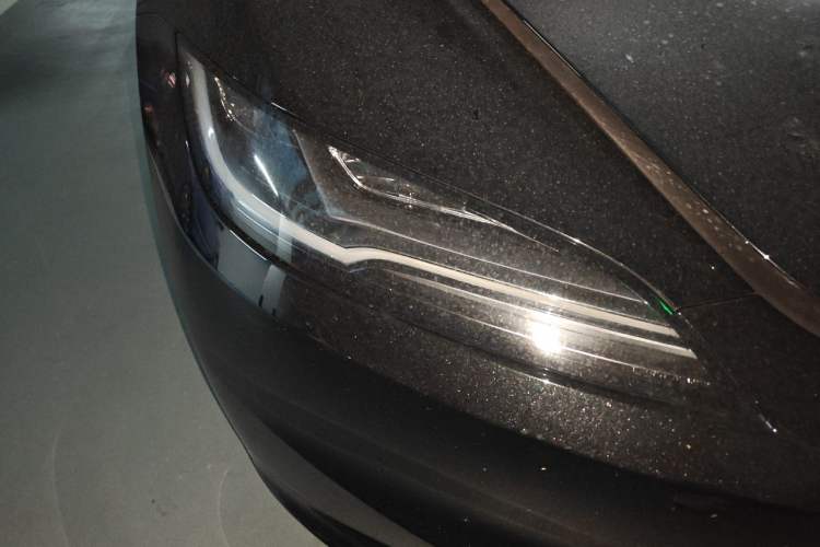 Used Tesla Model 3 2025 Model Revised Rear-Wheel-Drive Version Right Front Headlight