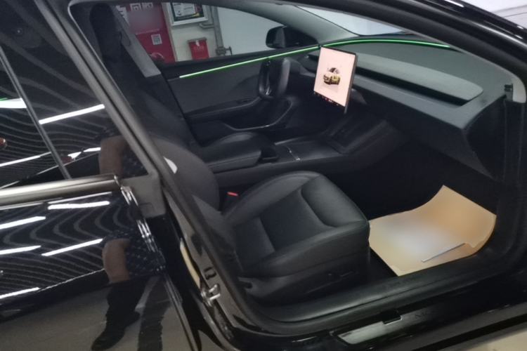 Used Tesla Model 3 2025 Rear-Wheel-Drive Version Right Front Seat