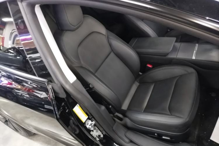 Used Tesla Model 3 2025 Rear-Wheel-Drive Version Right Front Seat