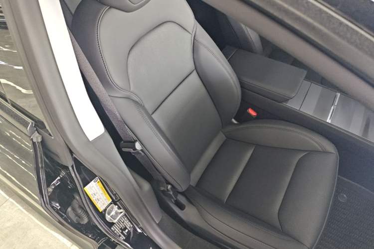 Used Tesla Model 3 2025 Model Revised Rear-Wheel-Drive Version Right Front Seat