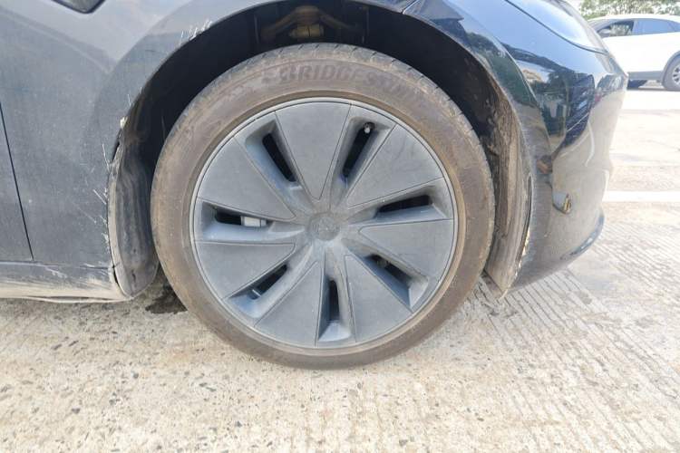 Used Tesla Model 3 2025 Rear-Wheel-Drive Version Right Front Wheel Hub