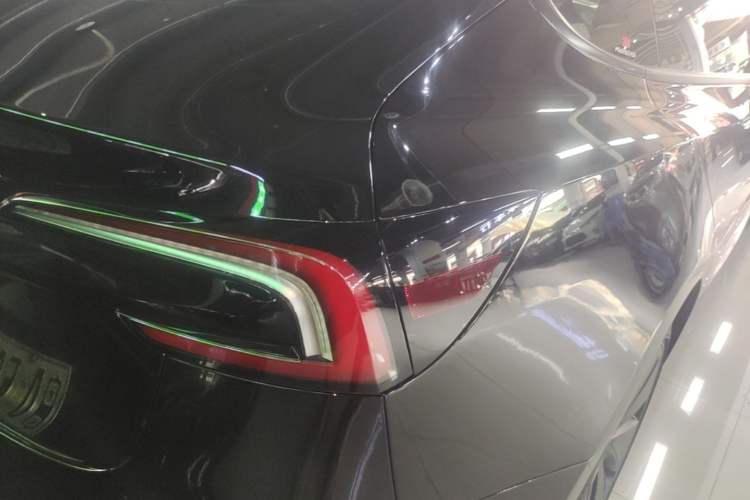 Used Tesla Model 3 2025 Model Revised Rear-Wheel-Drive Version Right Rear Taillight