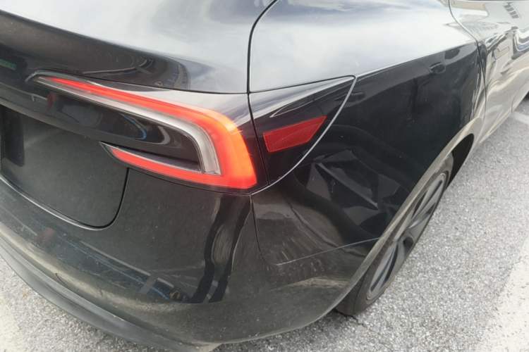 Used Tesla Model 3 2025 Rear-Wheel-Drive Version Right Rear Taillight