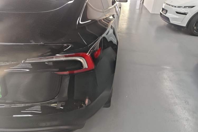Used Tesla Model 3 2025 Model Revised Rear-Wheel-Drive Version Right Rear Taillight