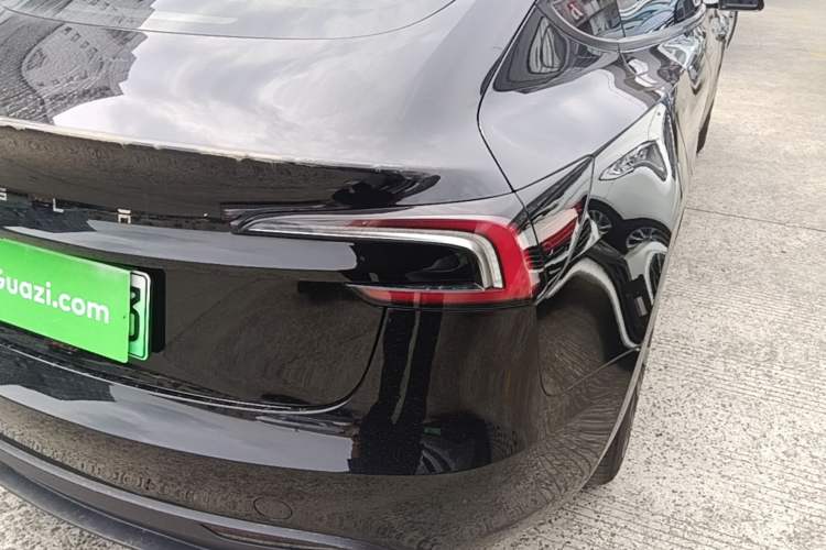 Used Tesla Model 3 2025 Rear-Wheel-Drive Version Right Rear Taillight