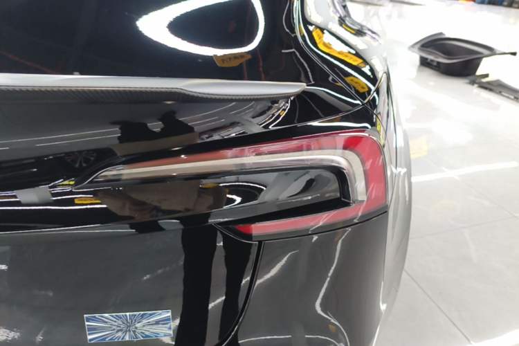 Used Tesla Model 3 2025 Model Revised High-Performance All-Wheel-Drive Version Right Rear Taillight