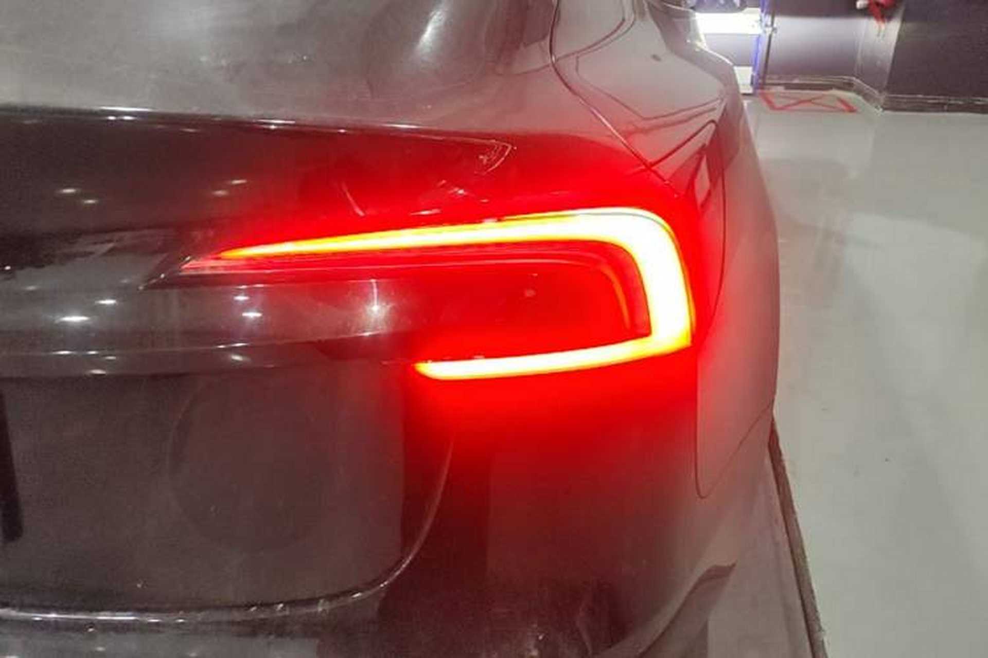 Used Tesla Model 3 2025 Model Revised Rear-Wheel-Drive Version Right Rear Taillight