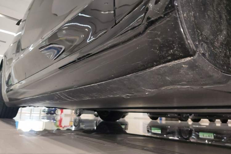 Used Tesla Model 3 2025 Rear-Wheel-Drive Version Right Side Sill