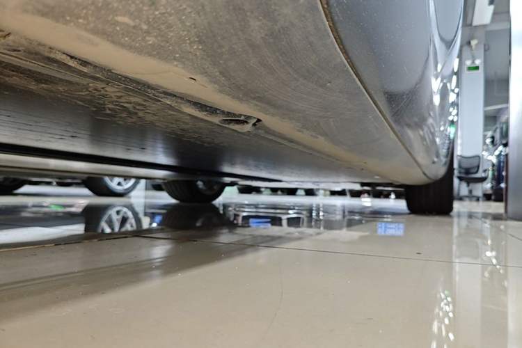 Used Tesla Model 3 2025 Model Revised Rear-Wheel-Drive Version Right Side Sill