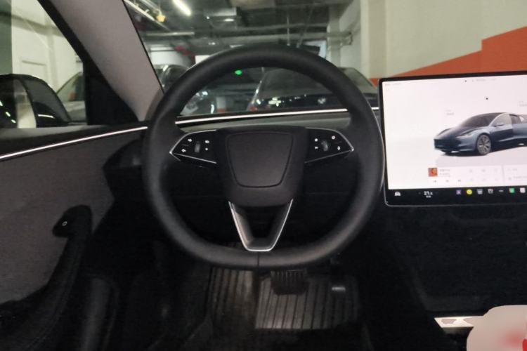 Used Tesla Model 3 2025 Rear-Wheel-Drive Version Steering Wheel
