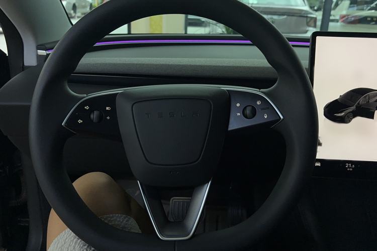 Used Tesla Model 3 2025 Rear-Wheel-Drive Version Steering Wheel