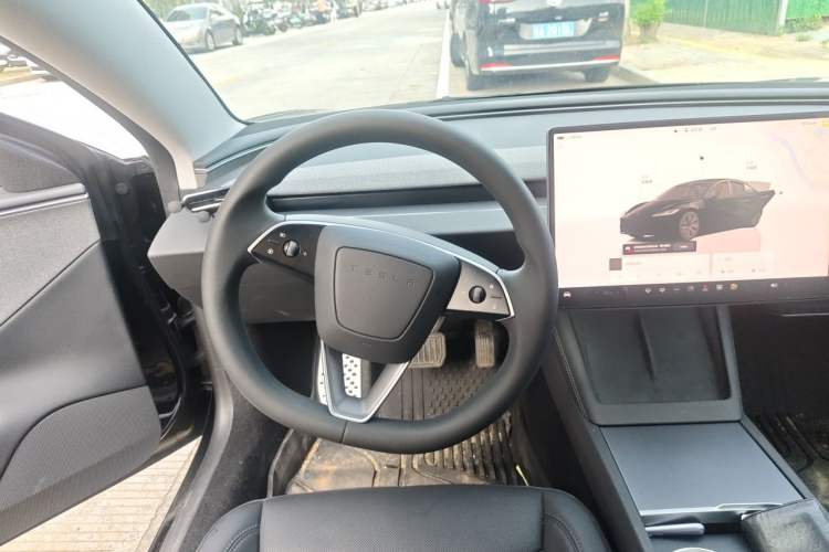 Used Tesla Model 3 2025 Rear-Wheel-Drive Version Steering Wheel