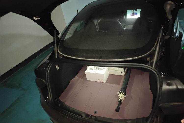 Used Tesla Model 3 2025 Model Revised Rear-Wheel-Drive Version Trunk