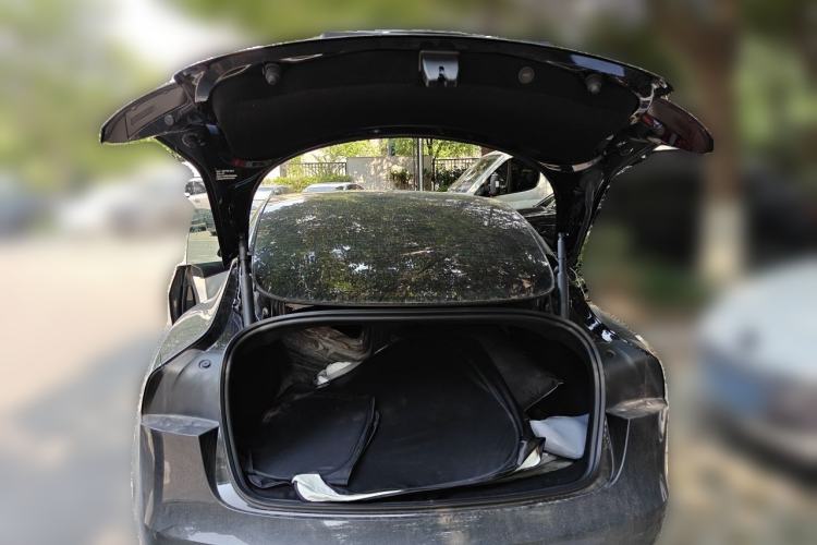 Used Tesla Model 3 2025 Long-Range All-Wheel-Drive Version Trunk