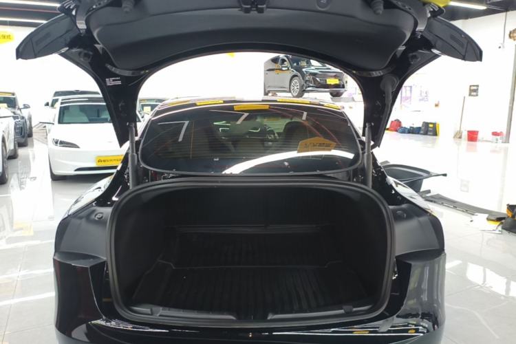 Used Tesla Model 3 2025 Model Revised High-Performance All-Wheel-Drive Version Trunk