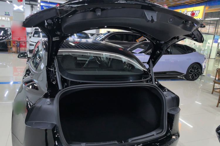 Used Tesla Model 3 2025 Model Revised Rear-Wheel-Drive Version Trunk