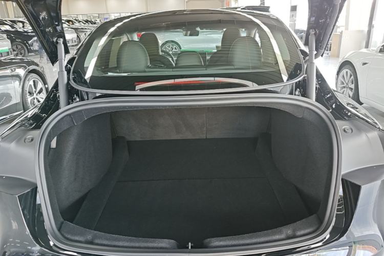 Used Tesla Model 3 2025 Rear-Wheel-Drive Version Trunk