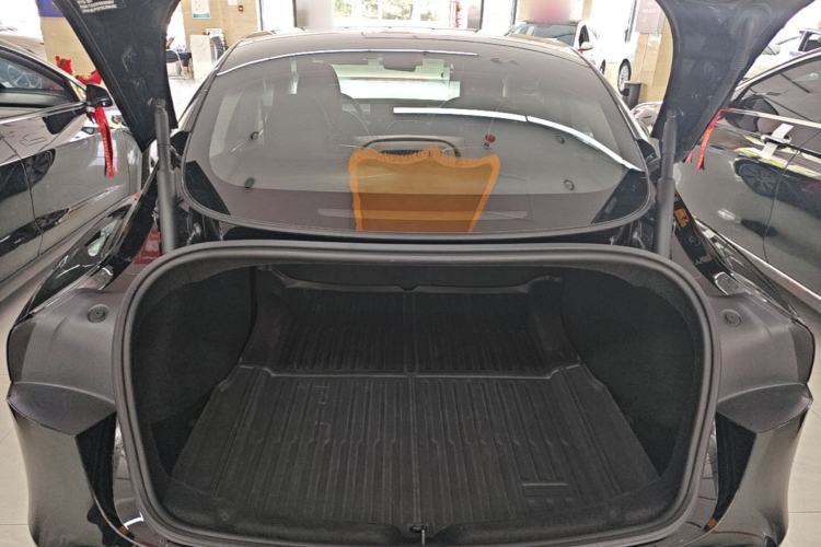 Used Tesla Model 3 2025 Rear-Wheel-Drive Version Trunk