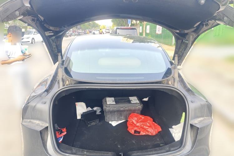 Used Tesla Model 3 2025 Rear-Wheel-Drive Version Trunk