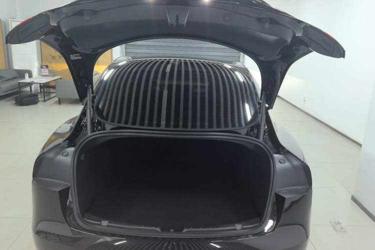 Used Tesla Model 3 2025 Model Revised Rear-Wheel-Drive Version Trunk