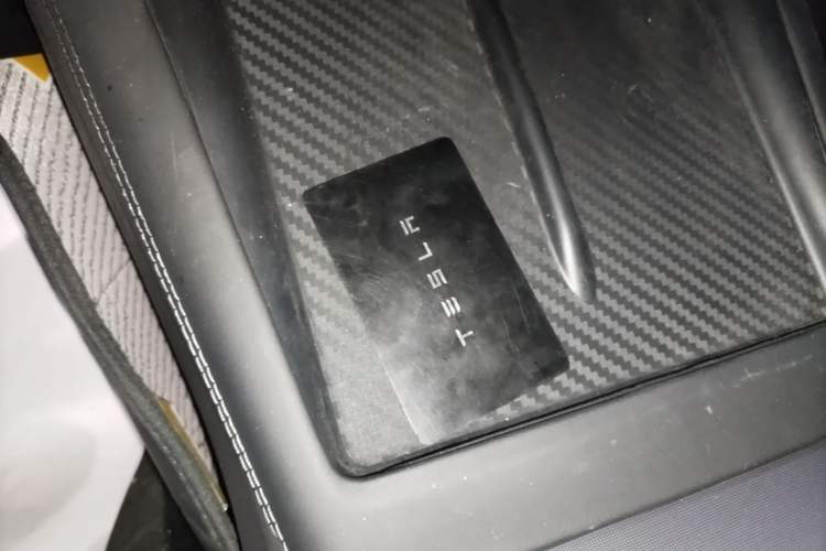 Used Tesla Model 3 2025 Rear-Wheel-Drive Version Vehicle Key