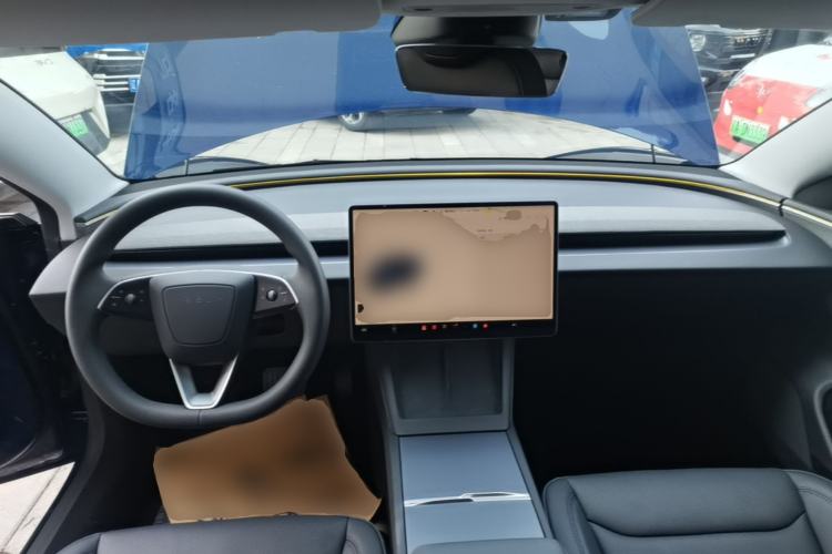 Used Tesla Model 3 2025 Rear-Wheel-Drive Version Center Console
