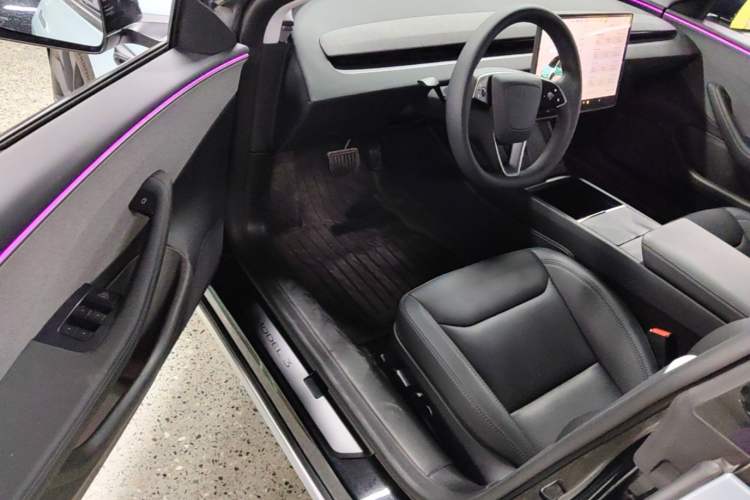Used Tesla Model 3 2025 Model Long-Range Rear-Wheel-Drive Version Driver Seat