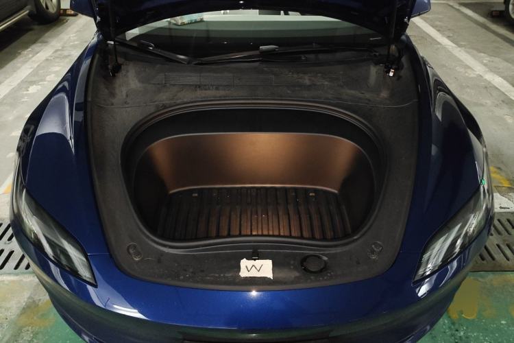 Used Tesla Model 3 2025 Long-Range All-Wheel-Drive Version Engine Bay