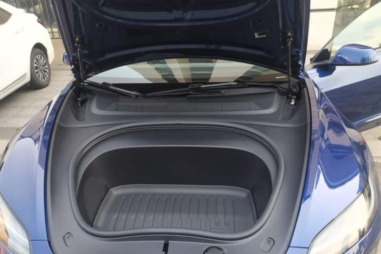 Used Tesla Model 3 2025 Rear-Wheel-Drive Version Engine Bay