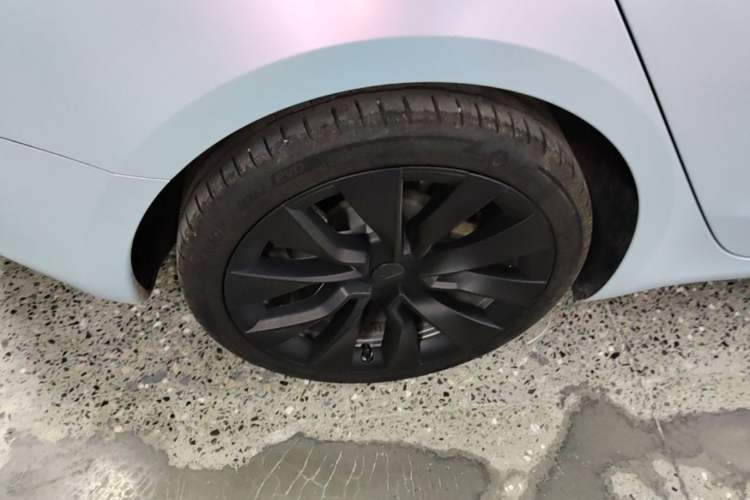 Used Tesla Model 3 2025 Model Long-Range Rear-Wheel-Drive Version Exterior 5