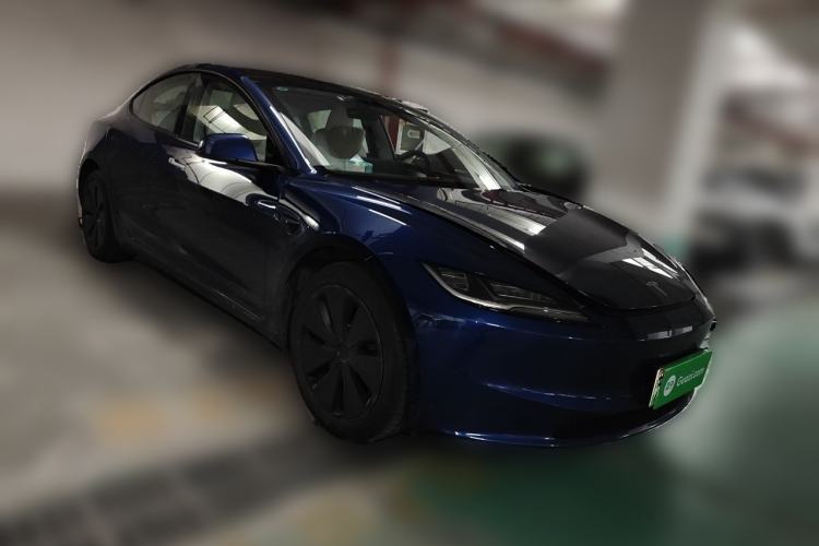 Used Tesla Model 3 2025 Long-Range All-Wheel-Drive Version Front Right 45 Deg