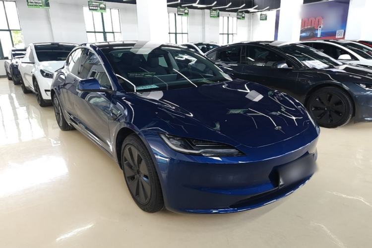 Used Tesla Model 3 2025 Rear-Wheel-Drive Version Front Right 45 Deg