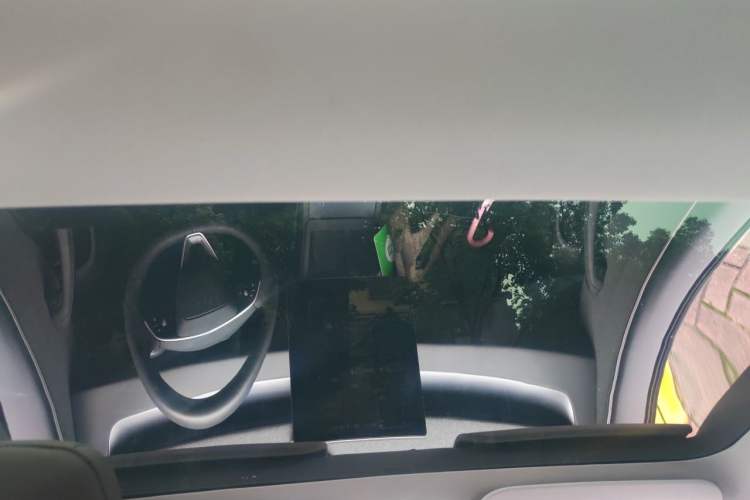 Used Tesla Model 3 2025 Model Revised Rear-Wheel-Drive Version Headliner